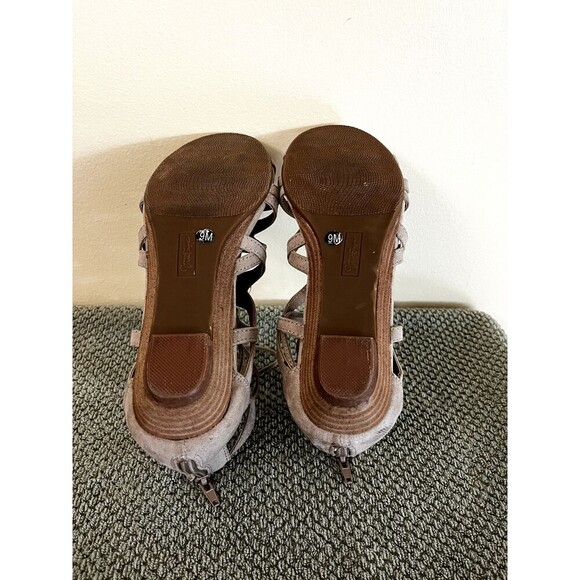 Crown Vintage Women's Steraila Beige Suede Gladiator Sandals Size 9M - Picture 4 of 5